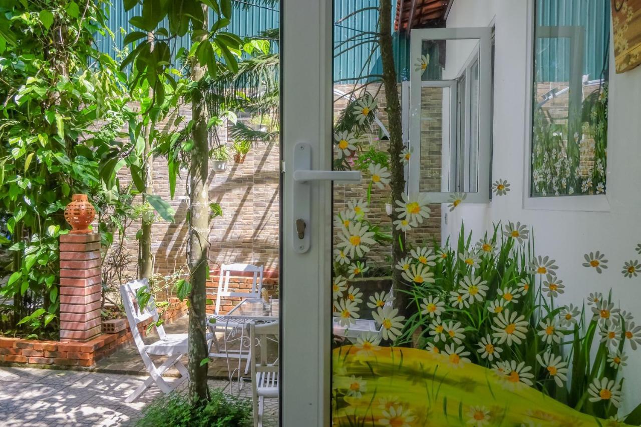 Cung Dan Xua Homestay Hue Exterior photo